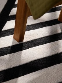 Koberec Elle Decoration Stryve biely / čierny