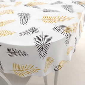 Biante Bavlnený oválny obrus Sandra SA-219 Zlaté a čierne palmové listy na bielom 140x180 cm