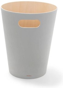 Svetlosivý drevený odpadkový kôš 7,5 l Woodrow – Umbra