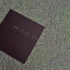 Tapibel, Kobercový štvorec Coral Lines 60376-50 zeleno-šedý 50 x 50 cm, chodba / predsieň