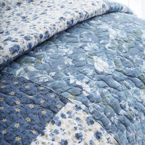 Modrý bavlnený prešívaný pléd 220x230 cm Floral Patchwork – Bianca