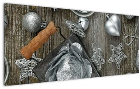 Obraz - strieborné vianočné dekorácie (120x50 cm)