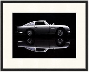 Nástenná dekorácia v ráme Aston Martin DB5 - James Bond