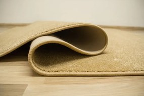 Metrážny koberec Forest 50 medový