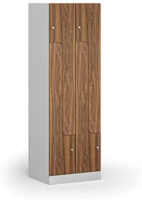 Kovová šatníková skrinka Z, 4 oddiely, 1850 x 600 x 500 mm, cylindrický zámok, laminované dvere, orech