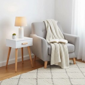 Moderný nočný stolík ModernHome