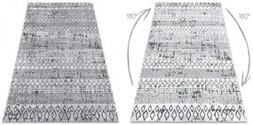 Koberec SIERRA G6042 geometrický, etno - jasný sivý