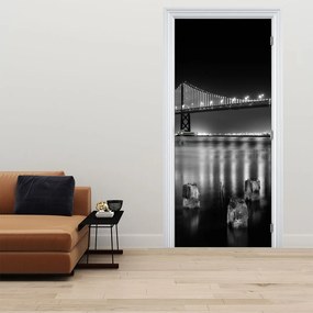 Fototapeta na dvere - Čiernobiely most (95x205cm)