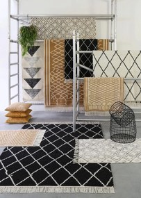 Béžovo čierny obdĺžnikový koberec Boyaka so vzorom - 120 * 80 cm