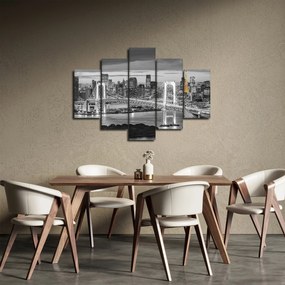 Obraz - Veľkomesto so žltou vežou (150x105 cm)