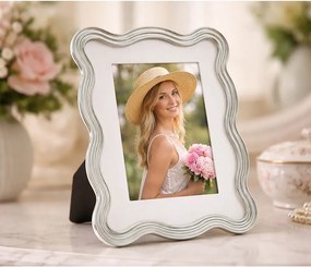 Svetlomodrý/v striebornej farbe kovový/sklenený stojací rámček 17,5x22,5 cm Elizabeth – Mauro Ferretti