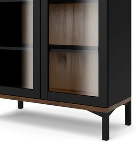Čierna/v prírodnej farbe vitrína v dekore orecha 89x203x36 cm Roomers – Tvilum