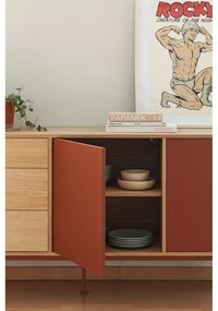 Tehlovočervená komoda v dubovom dekore Teulat Yoko, šírka 180 cm