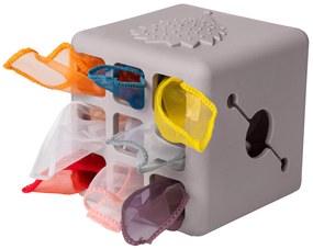 Box so šatkami