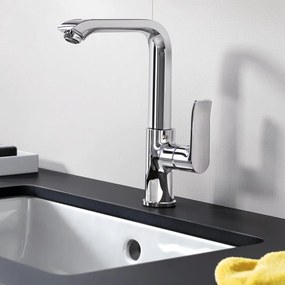 HANSGROHE Metris páková umývadlová batéria s otočným výtokom, bez odtokovej súpravy, výška výtoku 230 mm, chróm, 31081000