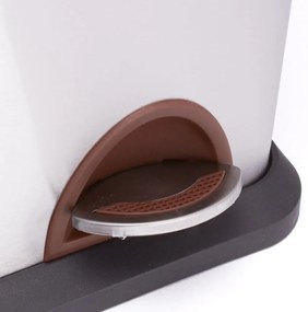 Oceľový odpadkový kôš 3x8 l na triedený odpad/nášľapný v matne striebornej farbe Tri Selectif – MSV