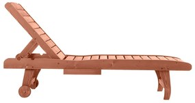 Nastaviteľné drevené ležadlo s vysúvateľným úložným priestorom