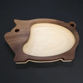 AMADEA Drevená miska mozaika v tvare ošípanej, masívne drevo, 2 druhy drevín, rozmer 20x12,50x2,50 cm
