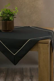 Dekorstudio Elegantný čierny obrus DORITA so striebornou lemovkou 85 x 85 cm