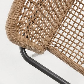 Béžová záhradná stolička s oceľovou konštrukciou Kave Home Bomer