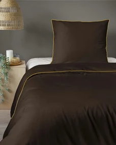 Dekorstudio Elegantné posteľné obliečky s lemovkou PURE v hnedej farbe