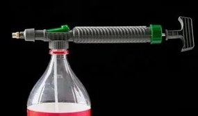 Tlakový postrekovač na fľaše - Beast