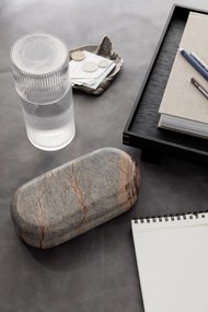 ferm Living Bon drevený podnos malý čierny dub 110209106