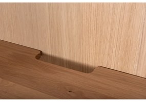 Nízka komoda z dubového dreva v bielo-prírodnej farbe 118x100 cm Fina – Gazzda