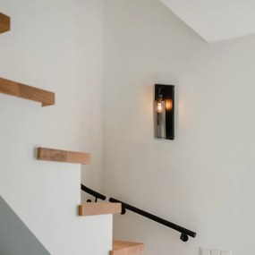 Moderná nástenná lampa čierna s dymovým sklom - Stavelot