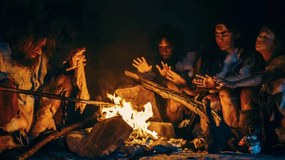 Ilustrácia Neanderthal or Homo Sapiens Family Cooking, gorodenkoff