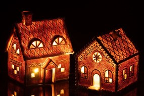 Vianočná perníková chalúpka s Led svetielkami Gingerbread House - 18*14*22cm 3*AA
