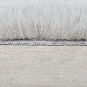 Svetlosivá syntetická kožušina 200x290 cm Ivy Luxury Fur – Flair Rugs
