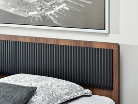 Manželská posteľ 160x200 cm Protegidas P13 (čierna). Akcia -21%. Vlastná spoľahlivá doprava až k Vám domov. 1137248