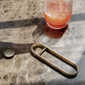 ferm LIVING Otvárač na fľaše FEIN 12,5 cm, mosadz