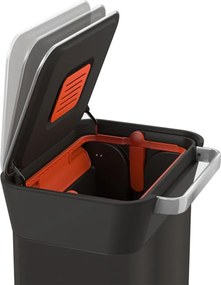 Čierny nášľapný oceľový odpadkový kôš 30 l Titan – Joseph Joseph