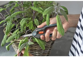 Záhradnícke nožnice GARDENA FreshCut dvojčepeľové