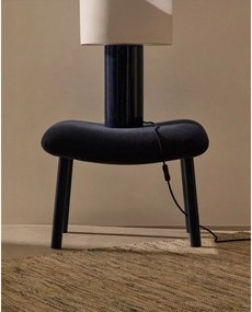 Tmavomodrá podnožka Inari – Kave Home