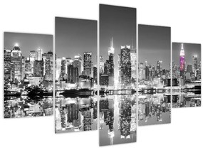 Obrázok - New York a fialový mrakodrap (150x105 cm)