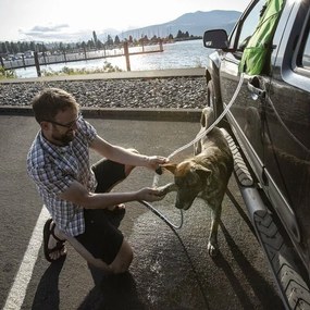 Kurgo® Go Shower Prenosná sprcha pre psov