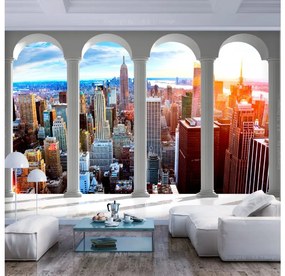 Artgeist Fototapeta - Pillars and New York Veľkosť: 150x105, Verzia: Premium