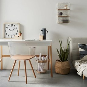 Pracovný stôl s bielou doskou Kave Home Ingo, 120 x 60 cm