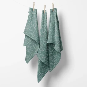 Biante Mušelínová plienka/dečka Nature MSN-048 Biele kvety na pastelovo modrozelenom - ZVÝHODNENÁ SADA 3 KS 120x120 cm - Sada 3 ks