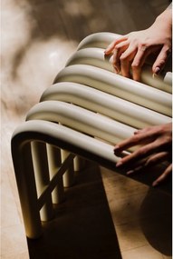 Béžová kovová záhradná stolička Nokk – noo.ma