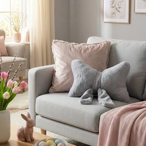 DEKORAČNÝ VANKÚŠ BOW 37X30 CM STRIEBORNÁ