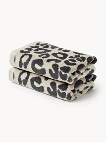 Uterák Leo, rôzne veľkosti