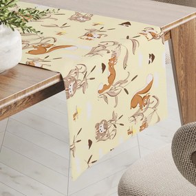 Biante Detský bavlnený behúň na stôl Sandra SA-700 Veveričky a ježkovia na svetlo vanilkovom 20x180 cm