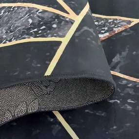 Koberec BLACK and GOLD N 16