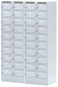 Alfa 3 Šatníková skrinka S6 na sokli s úložnými boxami, 20 boxov, 1920 x 600 x 500 mm, otočný zámok, oranžové dvere