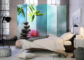 Paraván - Water Lily and Zen Stones II [Room Dividers] Veľkosť: 225x172, Verzia: Akustický