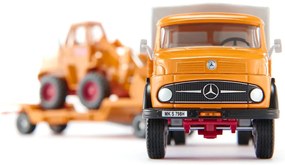 SIKU Super – súprava Mercedes-Benz 710 prevážajúca nakladač 411 Bölling, 1:50